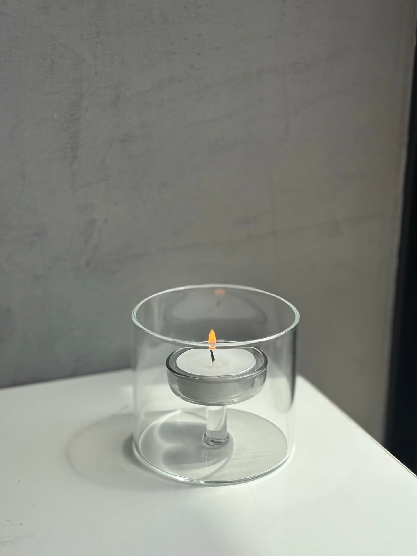 Posavelas Glass