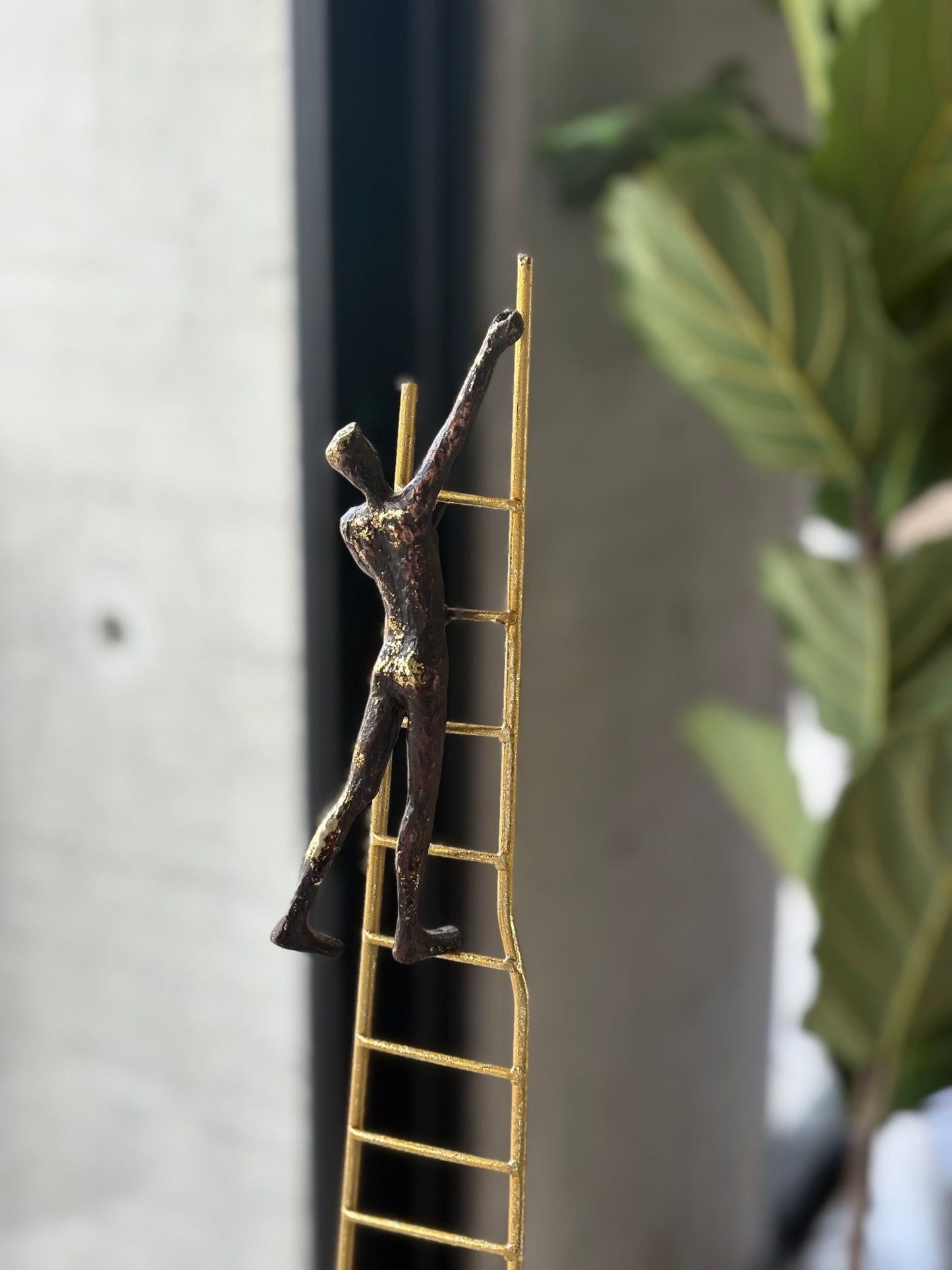 Escultura Rise