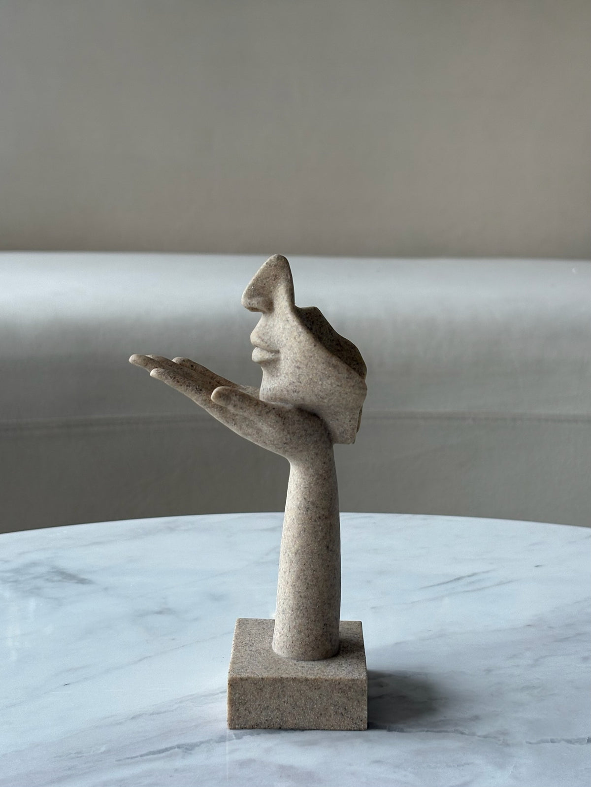 Escultura Whisper