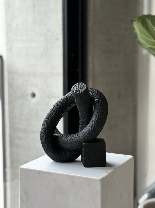 Bauhaus Knot