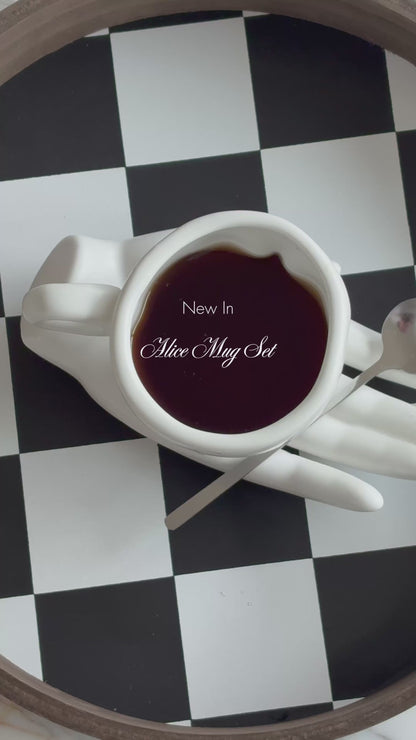 Alice Mug Set